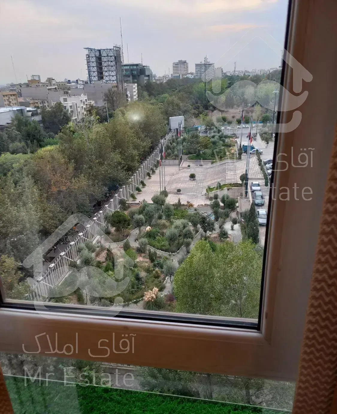 بلوار کشاورز برج سامان سوئیت ۴۵ متری مبله کامل