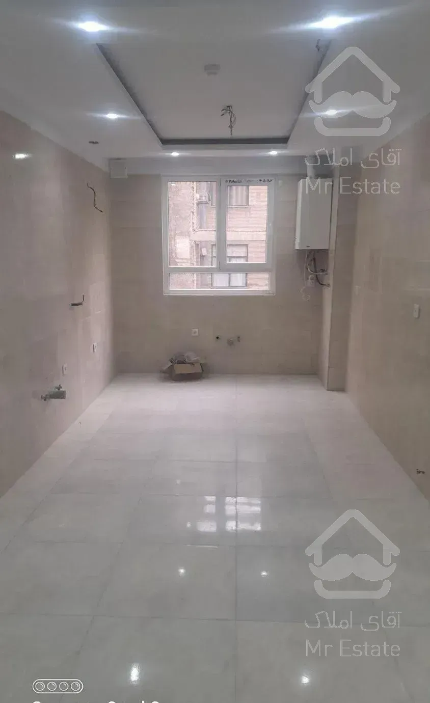 فروش آپارتمان۱۲۰متری(کلیدنخورده)در خیابان استخر