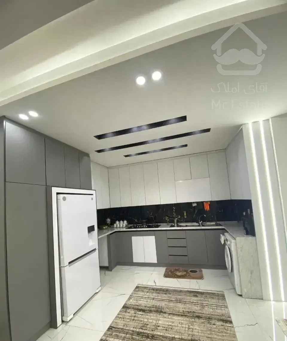 فروش واحد آپارتمان100mتاپ لوکیشن/نوساز/