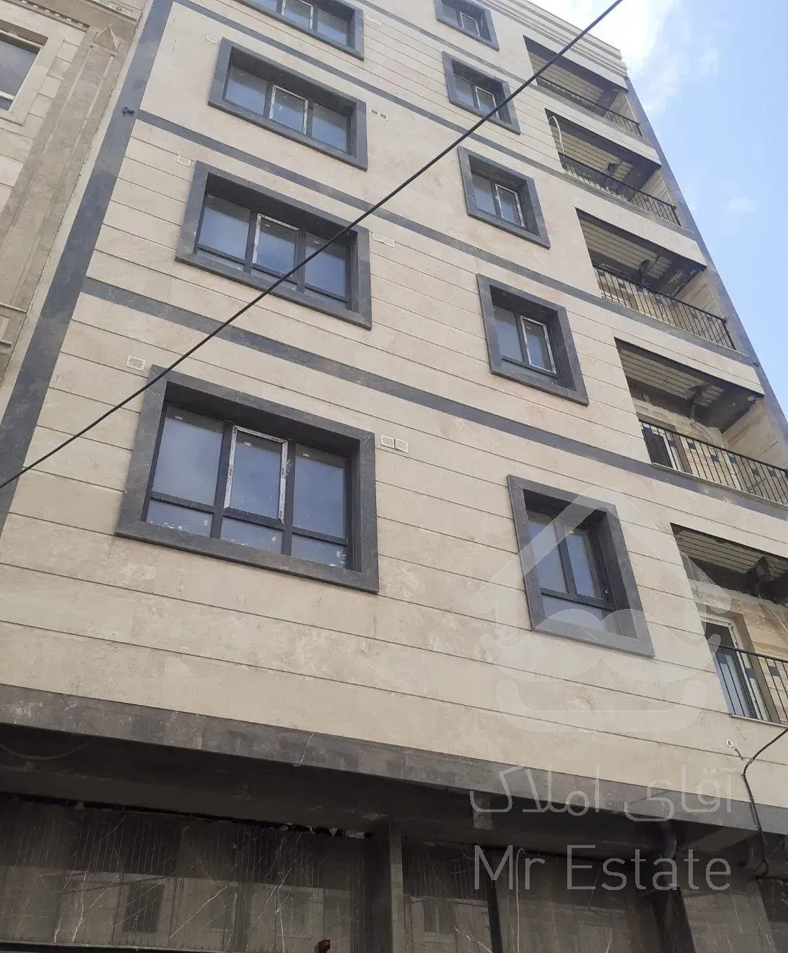 فروش آپارتمان ۹۰ متری ۲ خوابه در شهرک سینمایی