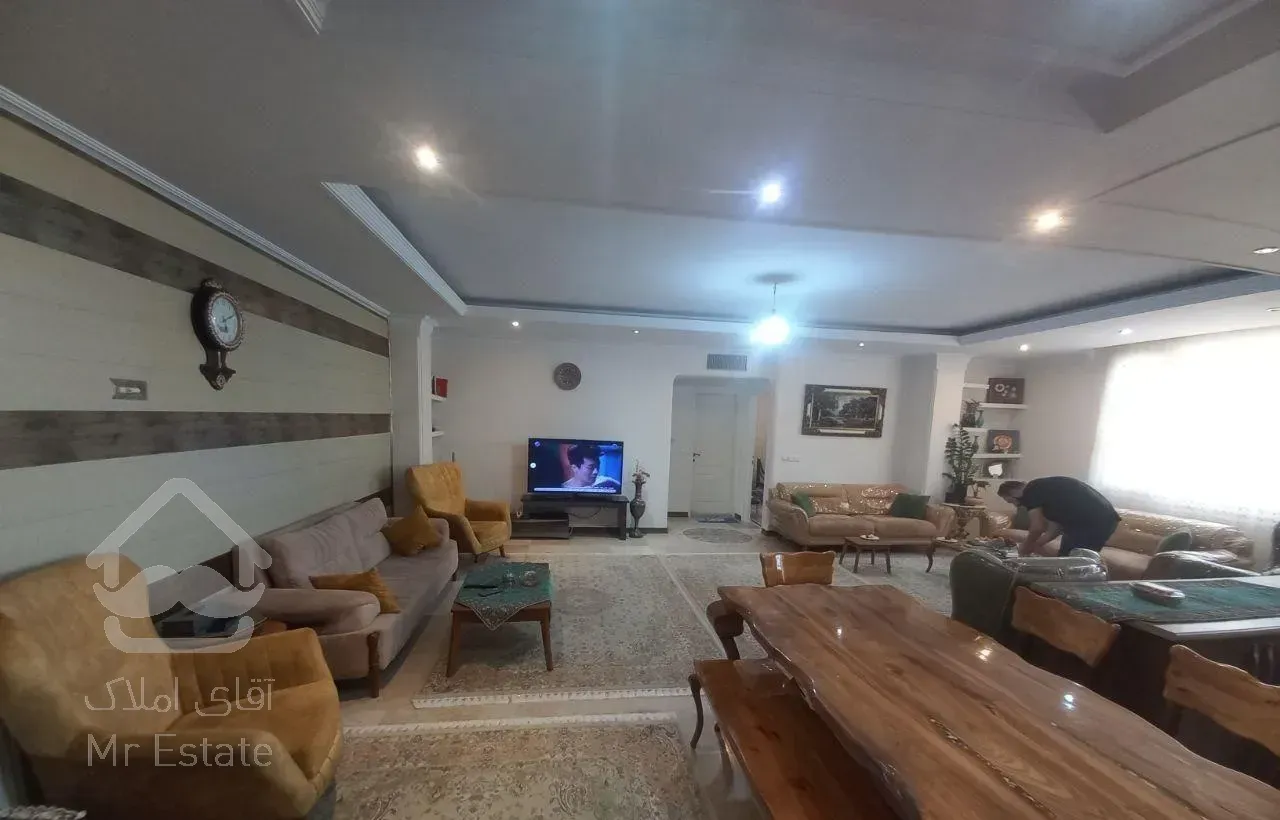 آپارتمان/۱۴۳ متر/۳ خواب/دارآباد