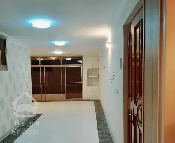 آپارتمان ۱۱۰ متری دو خوابه