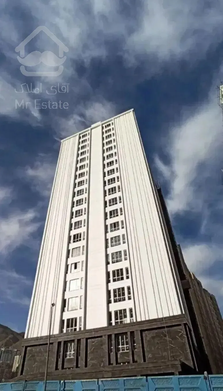 100متری/همت یاس/زیر قیمت/کنار دریاچه و ایرانمال