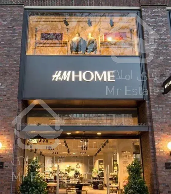 بر خیابان اصلی ۳۰۰ متر فِلت