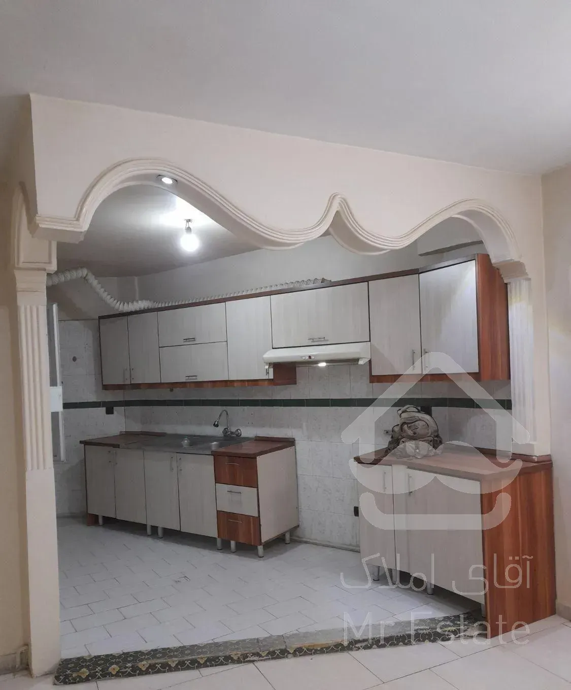 ۵۷ متری ۱ خوابه طبقه ۴ در خاوران عارف جنوبی