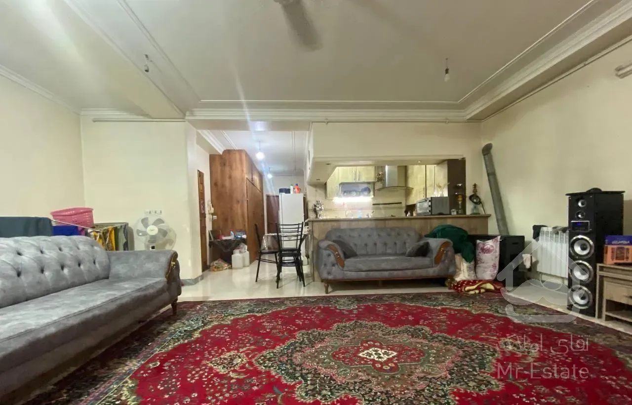 آپارتمان ۹۷ متری خ بابل طبقه اول