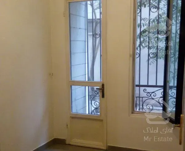 بلوار کمالی 59 متر فول تمیز 2 خواب