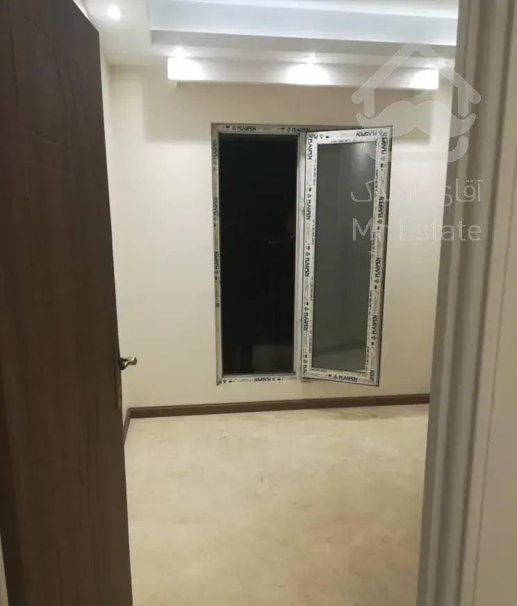 ۱۳۵ متر سه خوابه کلیدنخورده