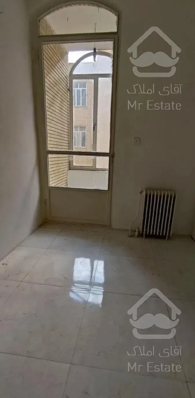 ۷۵ متر / شاهین شمالی /