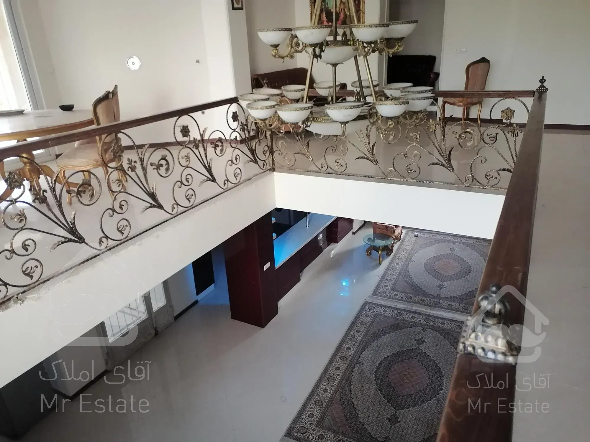 ویلا ۱۸۰۰متر