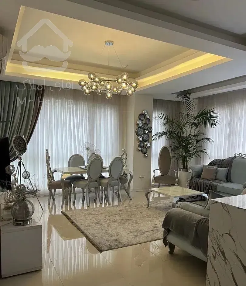 ۱۲۰متر سه خواب//تک واحد//باغ فیض خیابان مهستان