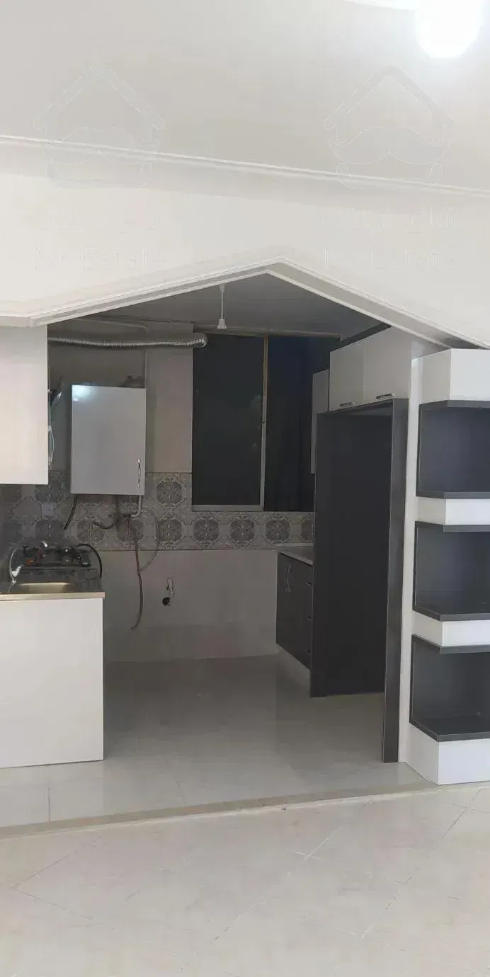 اجاره آپارتمان ۸۵متری طبقه دوم بازسازی شده تمیز