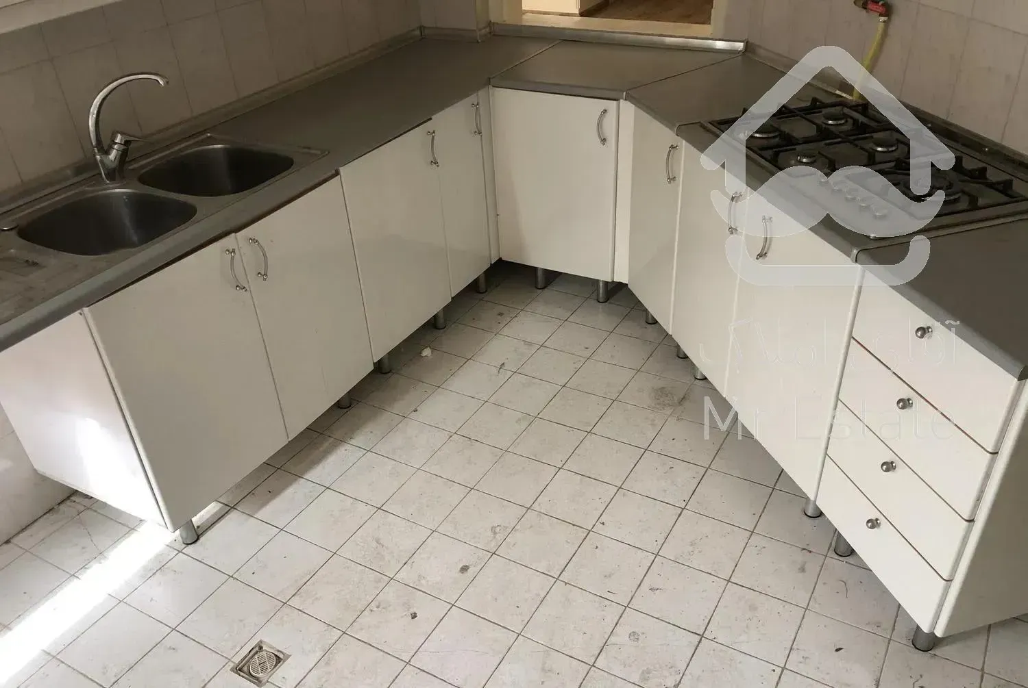 ۱۱۶متری۲خواب*الهیه‌خزرجنوبی*نورانی*ویوباغ‌سفارت