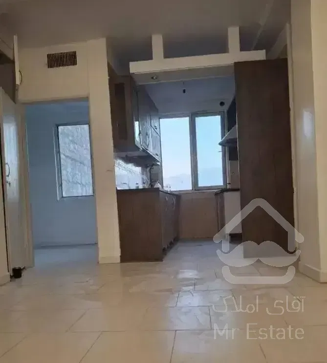 ۴۳ متر تخلیه فول امکانات/خوشیاران/ چسب مترو کمیل