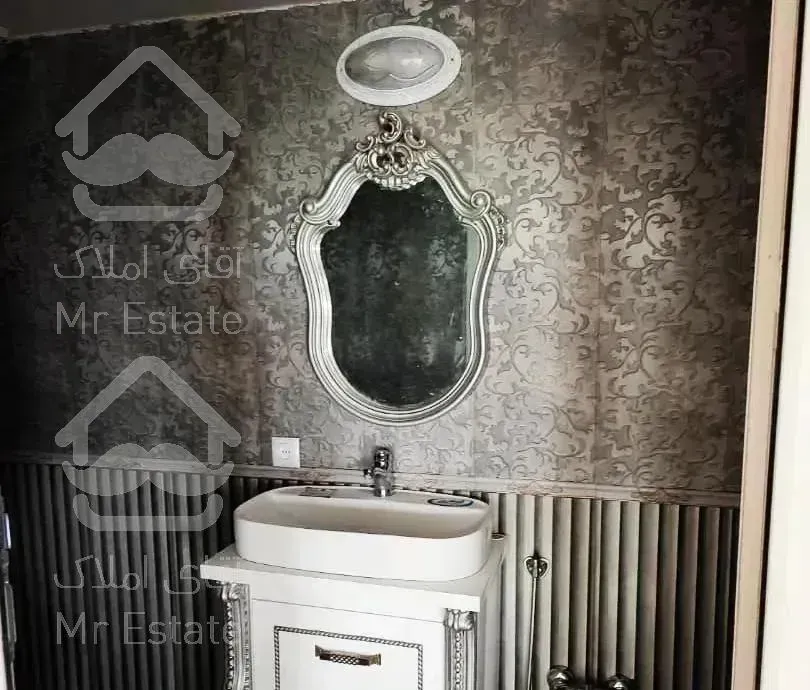 فروش ویلا۳۰۰متری با۱۷۰متربنا باسند۶دانگ