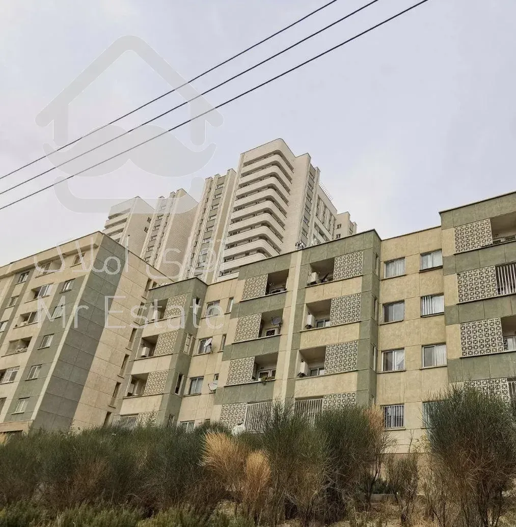 ۱۰۵ متری ۲ خوابه در شهرک نگین ساحل ( شمال دریاچه )