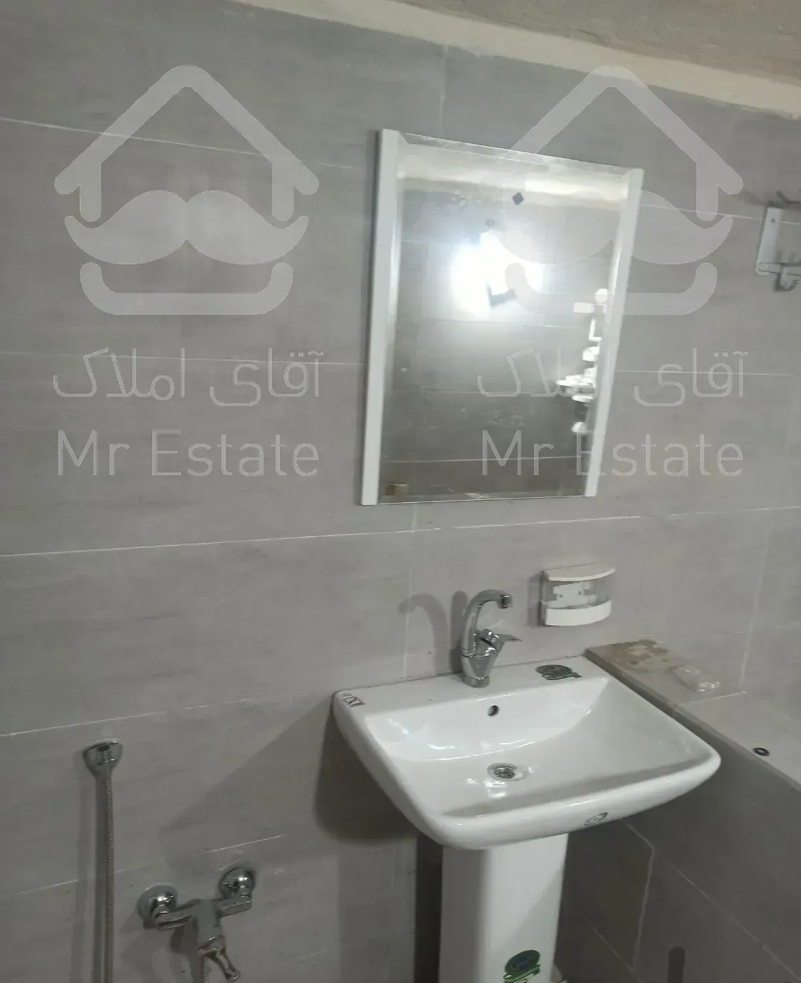 لوله کشی نصب شیرالات پکیچ رادیاتور پمپ موتورخانه