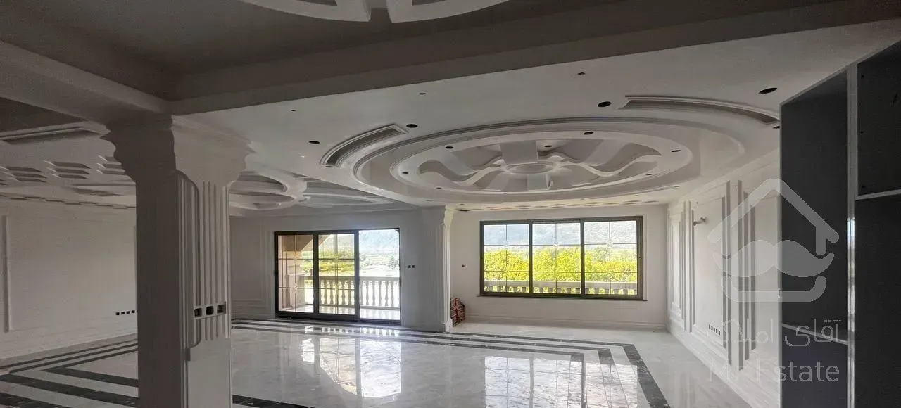 ویو ابدی روبروی استخر لنگرود