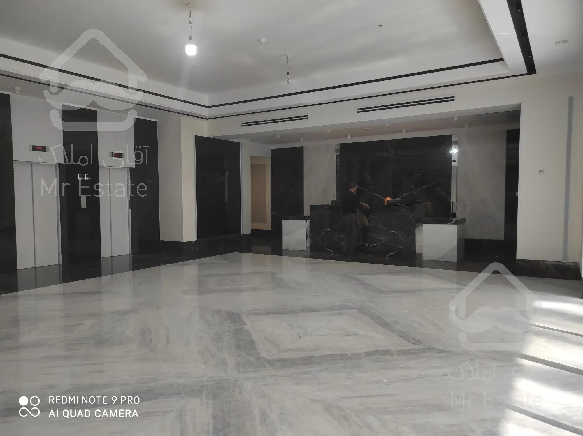 140متر/موقعیت اداری/لاکچری/ولنجک