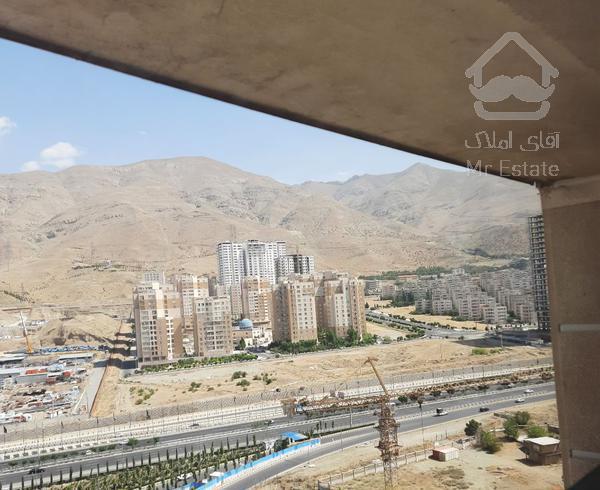 دریاچه ۱۱۲متری ۳خوابه برج همت یاس