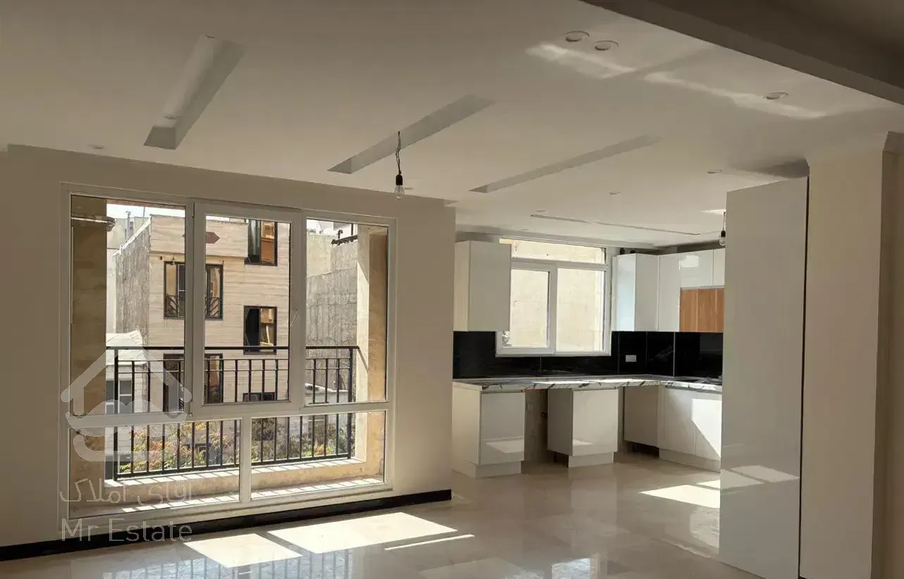 آپارتمان ۱۲۸ متری / نوساز کلید نخورده