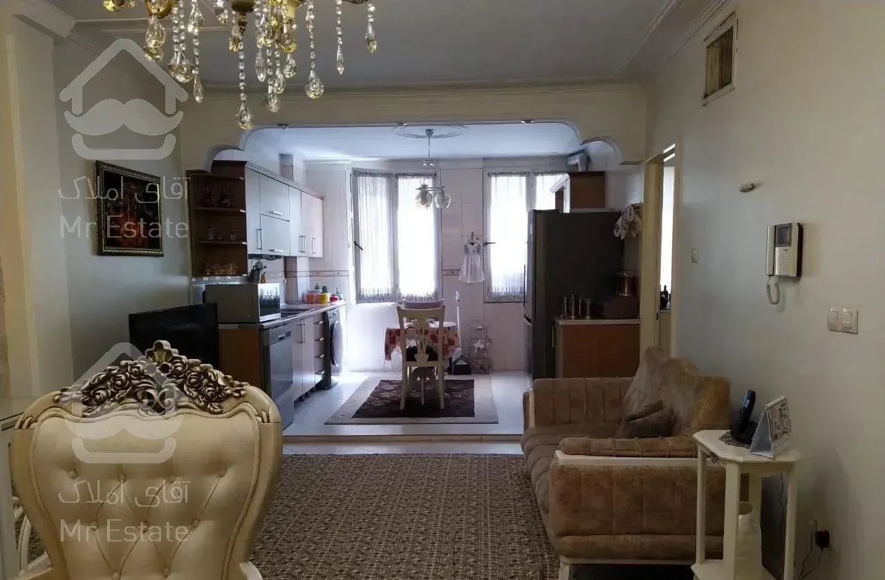 77 متر فول امکانات روبه آفتاب