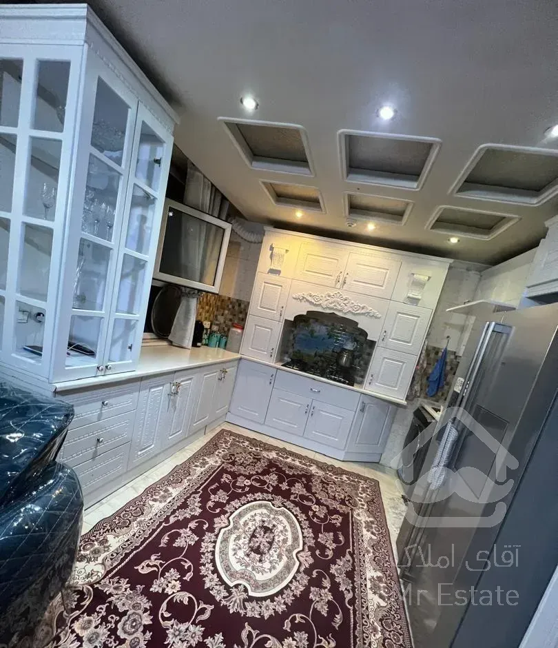 مجتمع قصر سفید.   مجلل.  عکسا واقعی