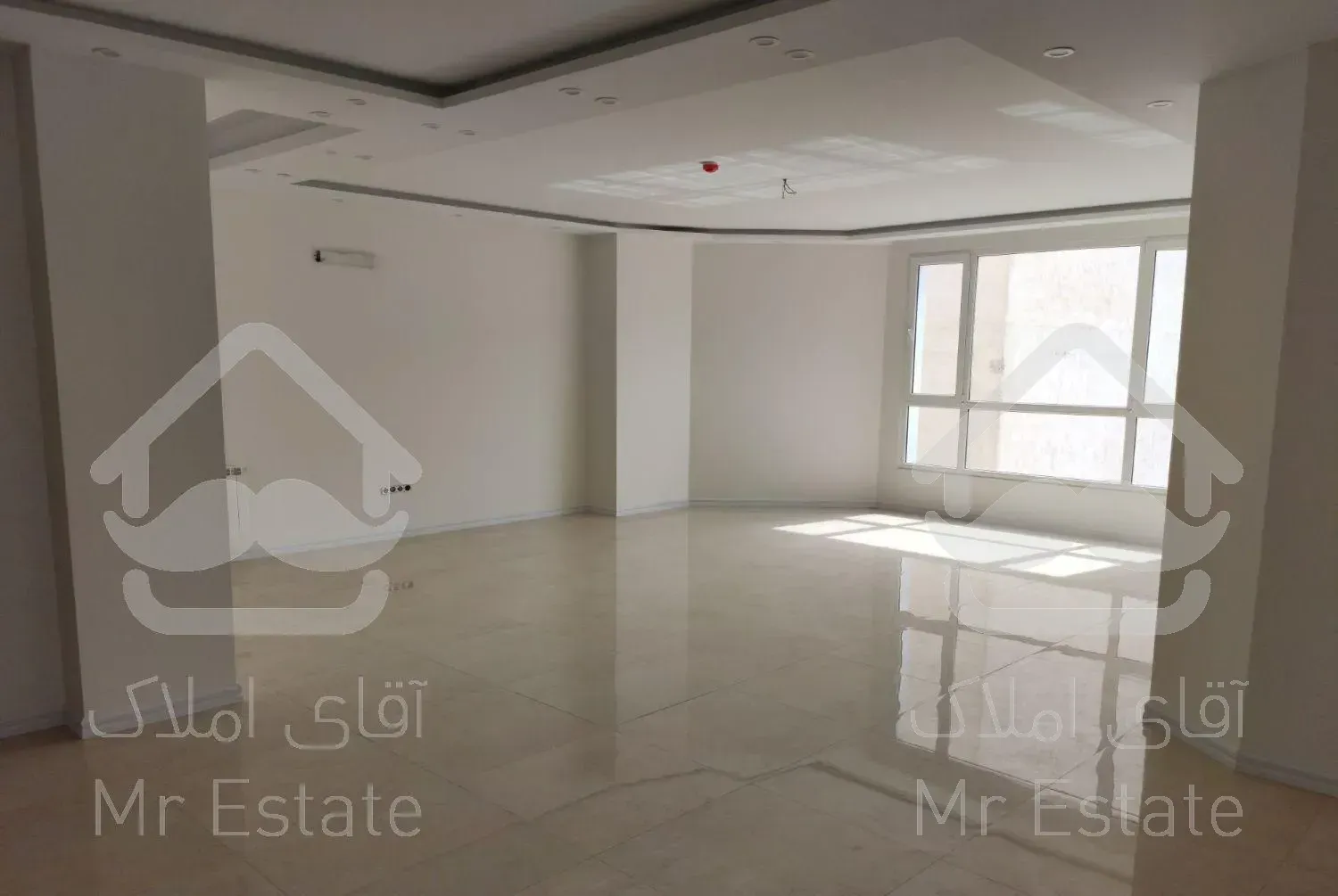 ظفر 145 متر 3 خوابه نوساز کیلید نخورده