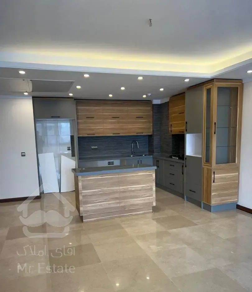 ۱۱۱ متر / خوش نقشه/ سرمایه گذاری