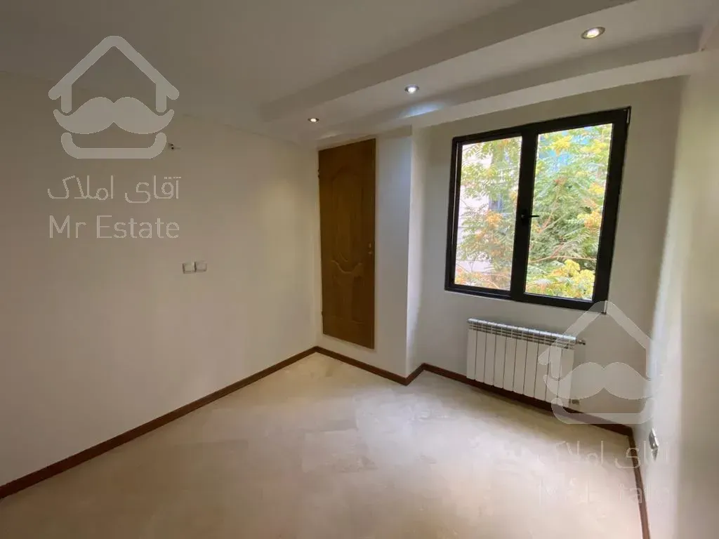 اجاره و رهن آپارتمان محمودیه 130  متر شیک