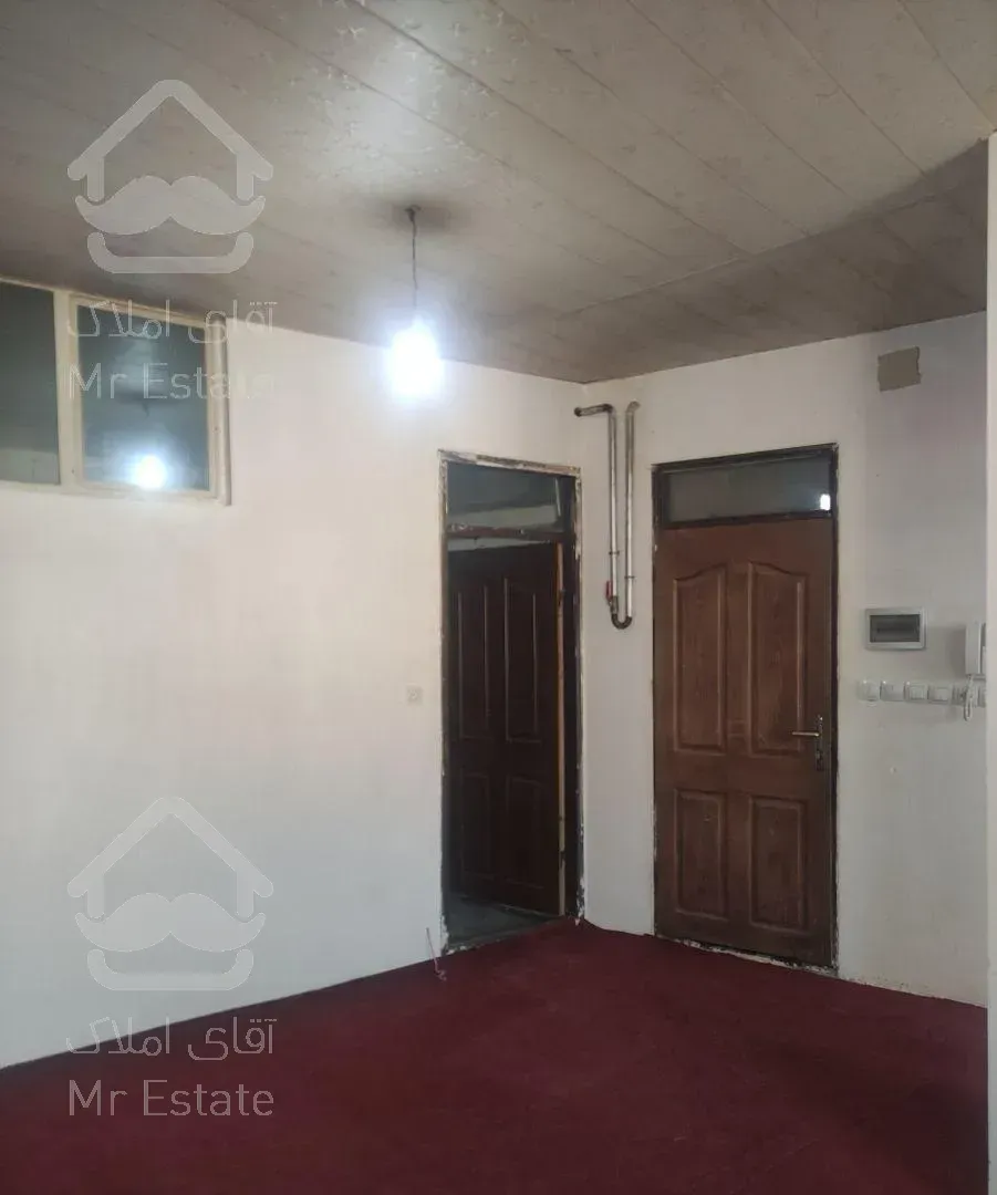 آپارتمان۹۰مترچهارراه عباسی اول شهیدرجایی