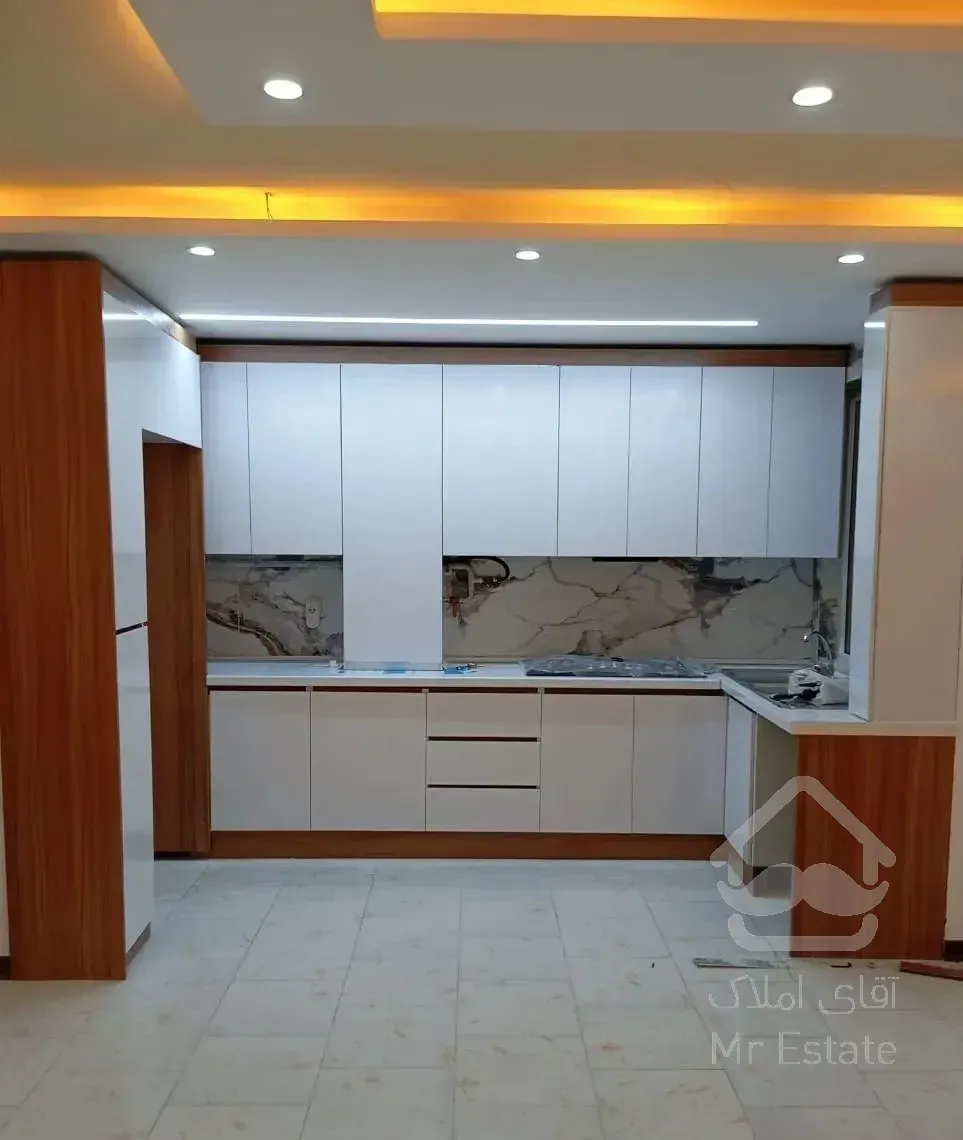 فرابتن ۸۲متری همکف