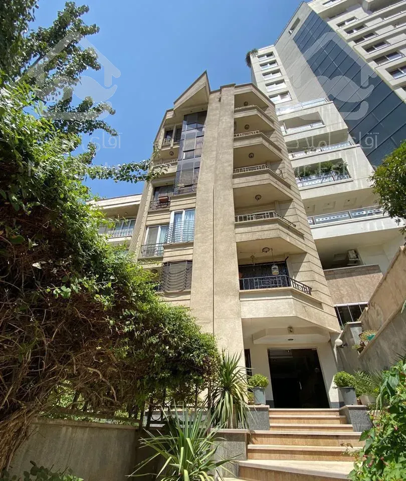 ۱۲۵ متر آجودانیه مدرن فول مشاعات