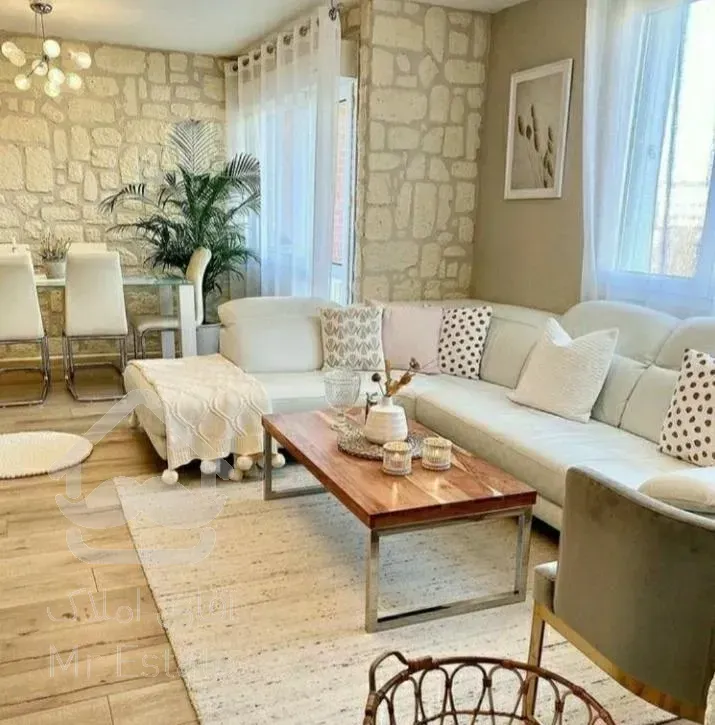 بهارشمالی،، ۱۳۰متر                    فول‌امکانات