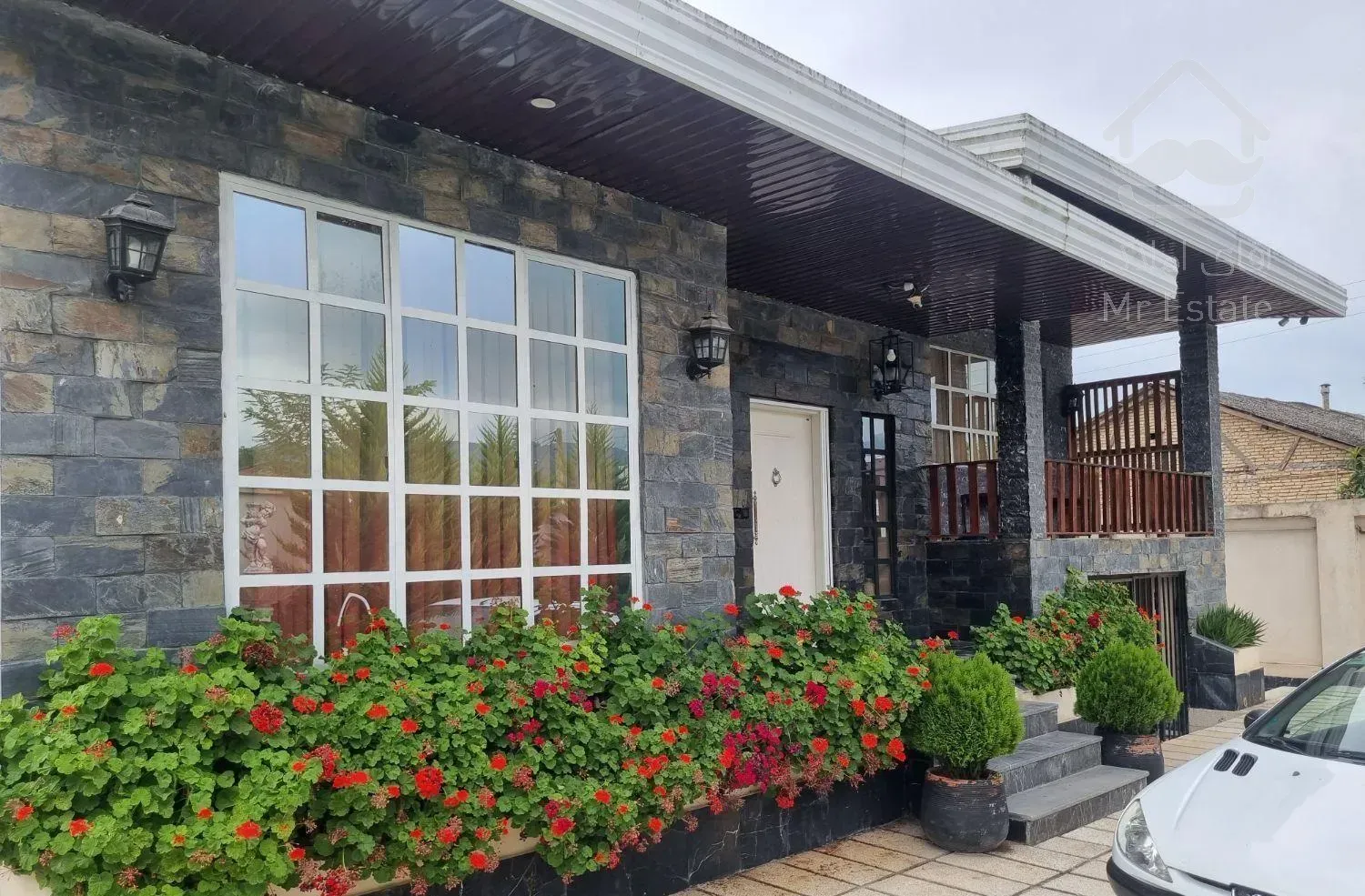 باغ ویلا ۴۸۰ متر با ۱۸۲ متر بنای دوبلکس