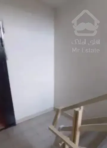 فروش آپارتمان ۱۷۵ متری ۲ خوابه طبقه ۱ در عباس‌آباد