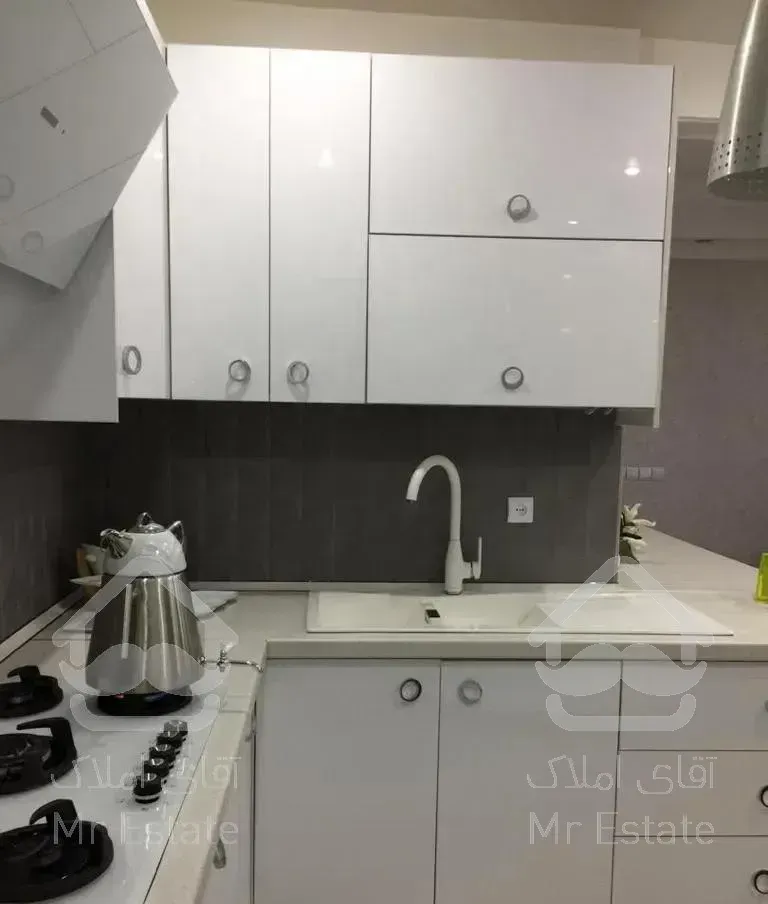 ١٠٠متر آلاله شرقی بهاران