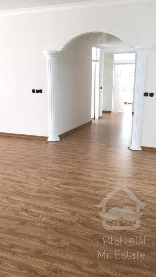 اجاره و رهن آپارتمان کامرانیه 300  متر شیک