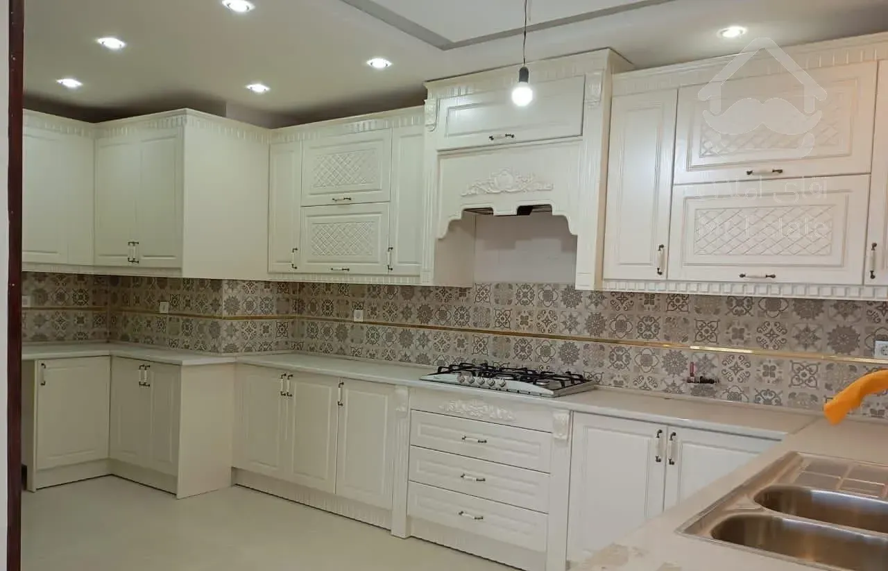 فروش اپارتمان ۱۶۵ متری رادیو دریا