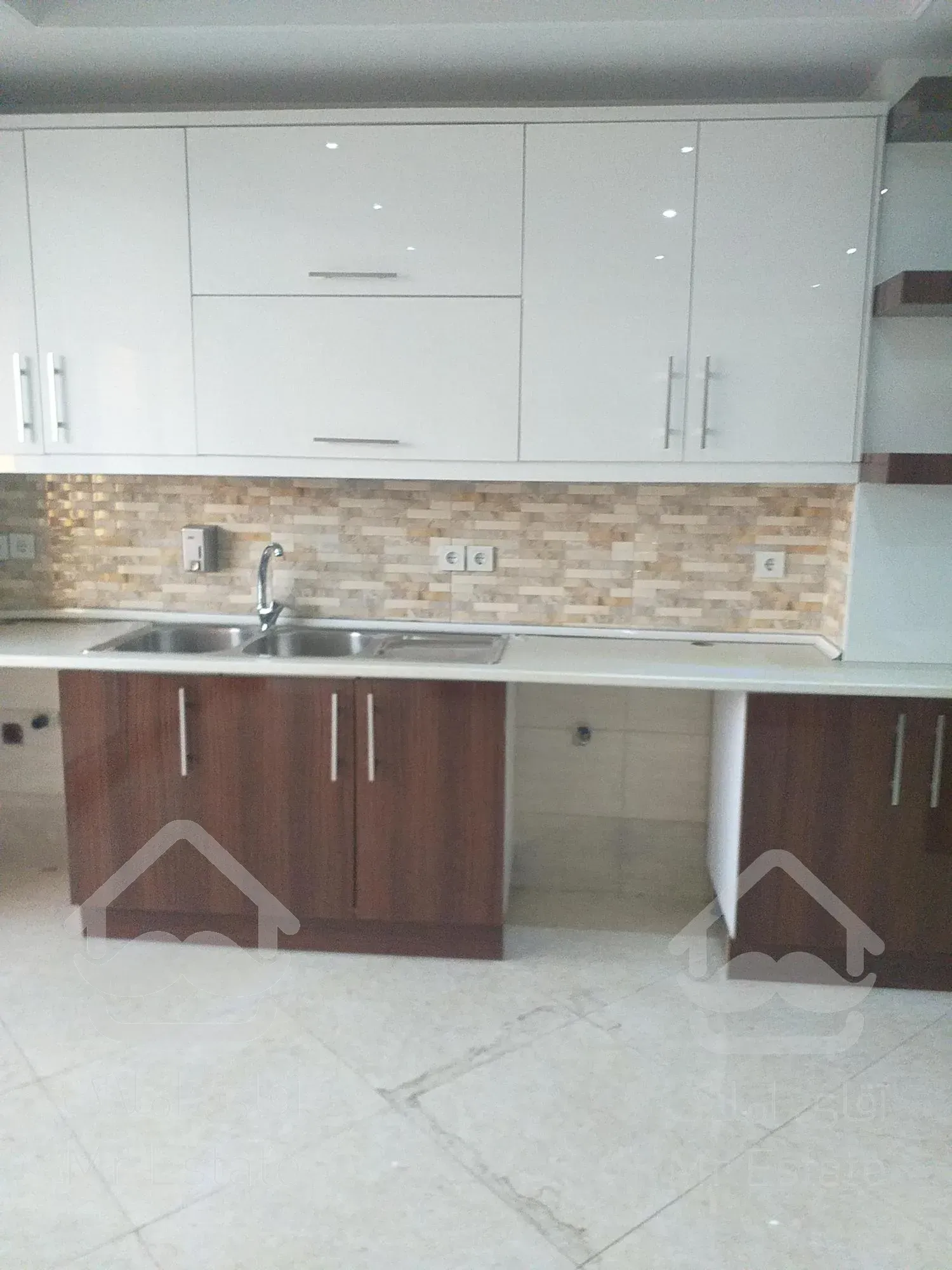 اجاره ۹۳ متری دو خواب