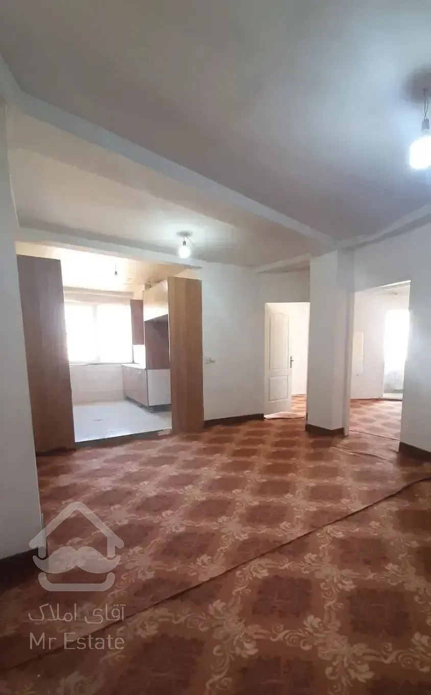 آپارتمان پیمانیر طبقه آخر