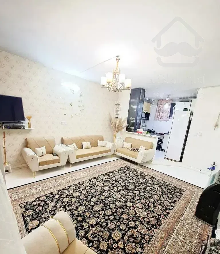 52متر * پارکینگ سندی * تاپ لوکیشن * قائمیه