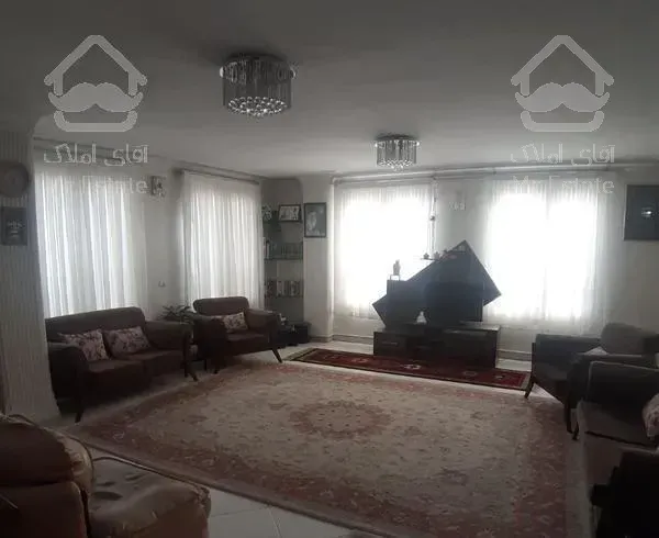 ۱۶۰ متر سه خواب آریاشهر