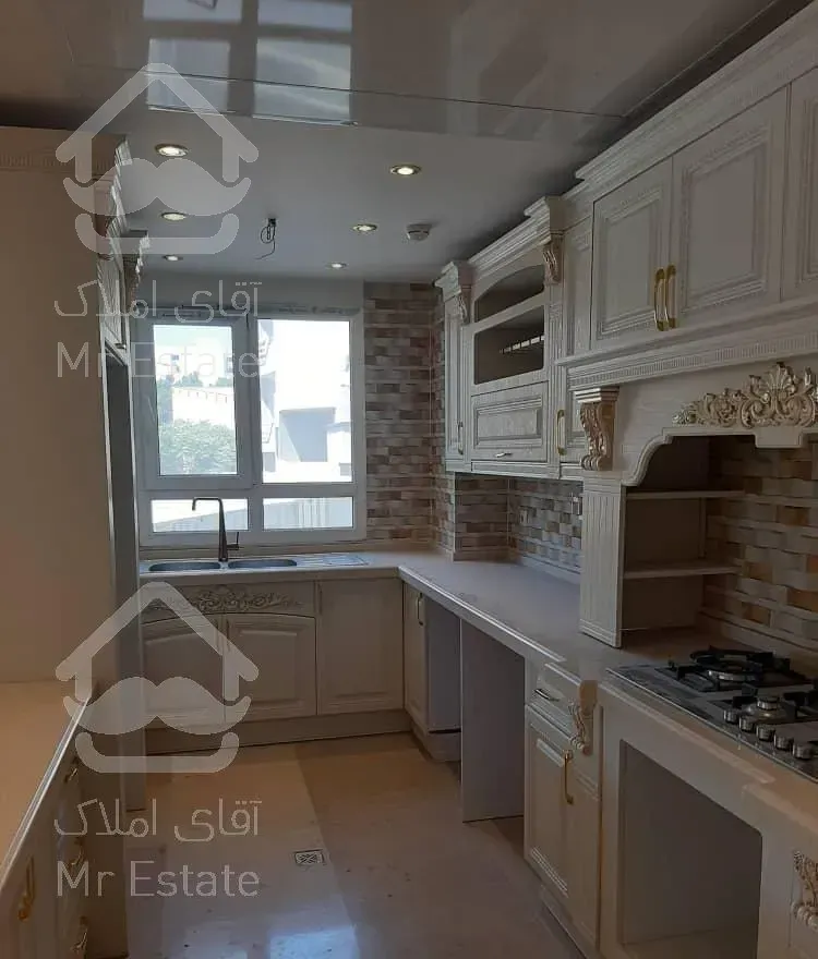 آپارتمان ۱۵۰ متر دروس ۲جهت نور