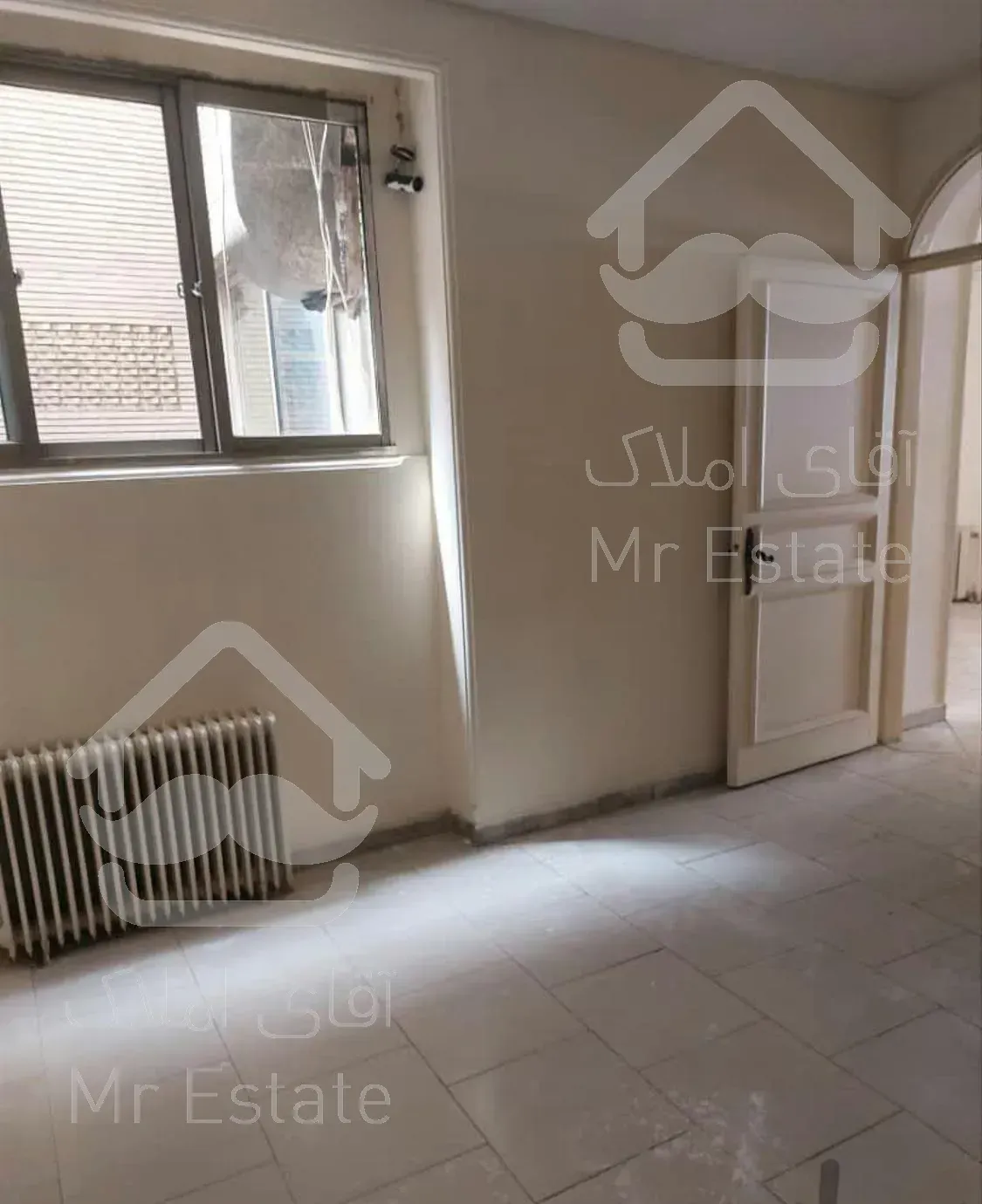 200متر آپارتمان سه خوابه بالای جلال