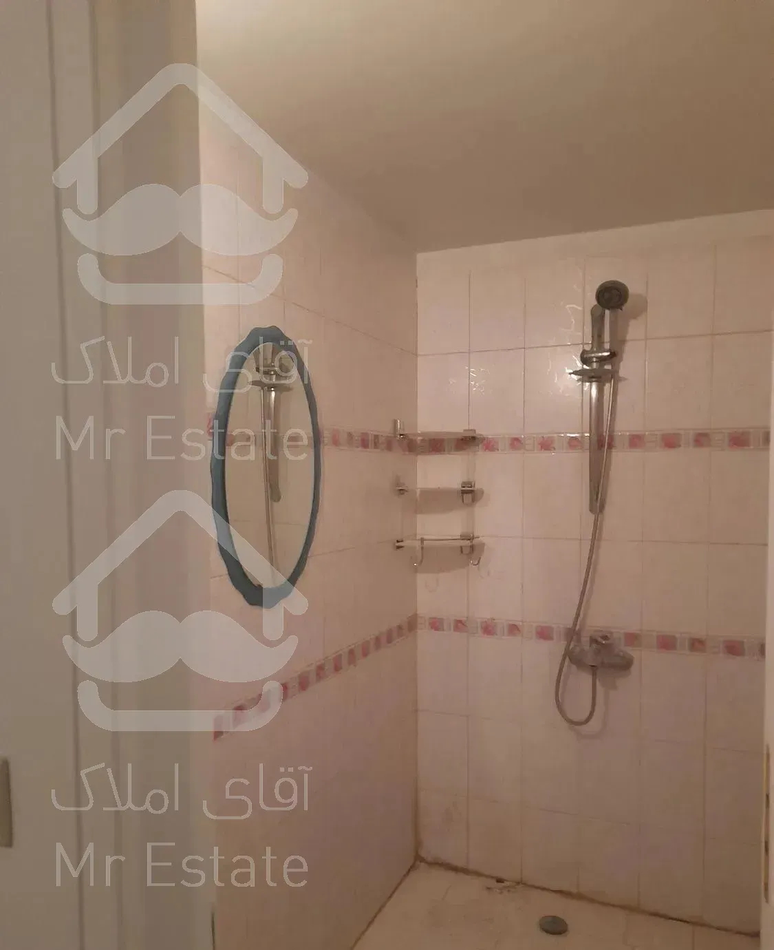 ۹۵متر دو خواب/تک واحدی/طبقه اول بلوار ۱۳۱