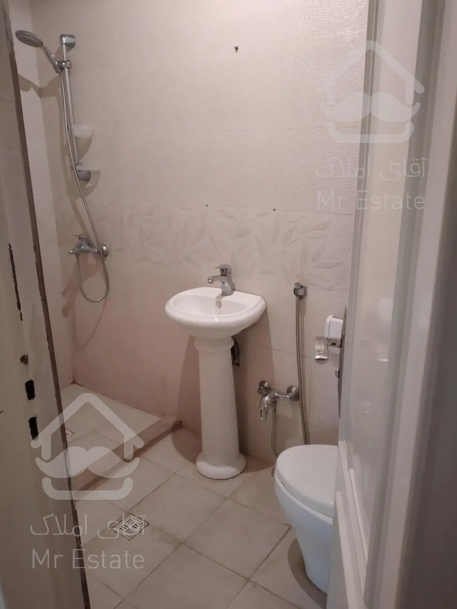 آپارتمان ۱۱۰ مترفول