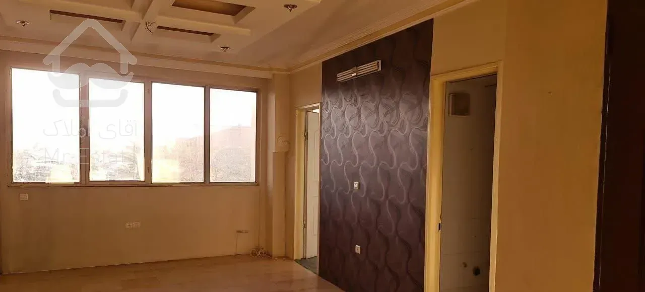 اجاره آپارتمان ۱۰۰ متری ۲ خوابه طبقه ۳ در اقبال