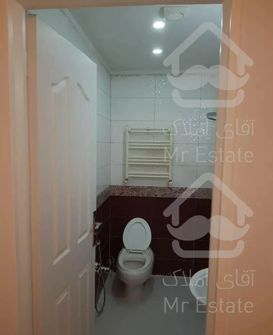 ۱۱۰ متر دو خوابه فول امکانات اشرفی خیابان باهنر