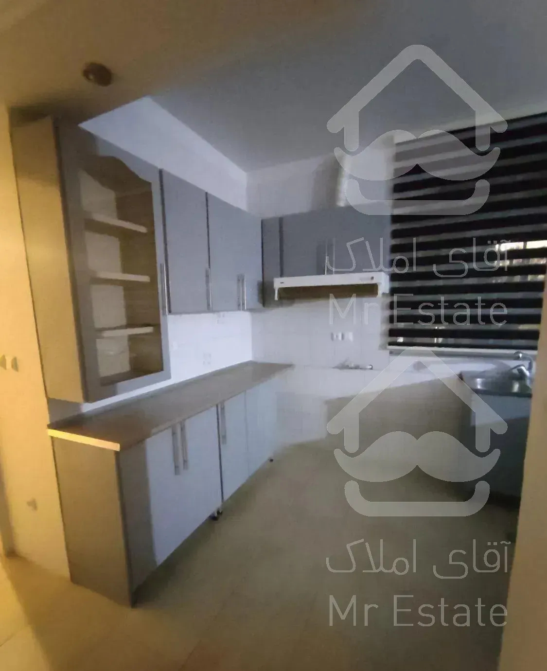 جردن ولیعصر ۵۵ متر طبقه دوم